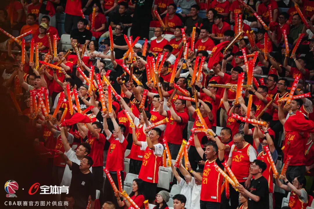 文班：现在我们需要保持信念，必须赢下三场我知道我们能做到