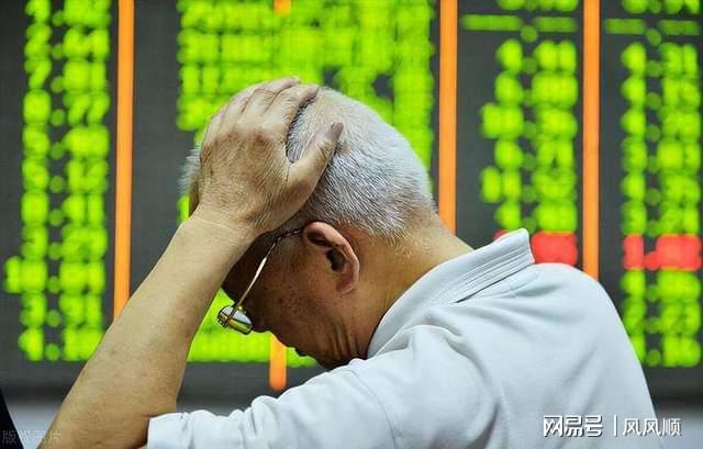 佛得角门将关注列表全是美女 老哥最爱黑皮辣妹