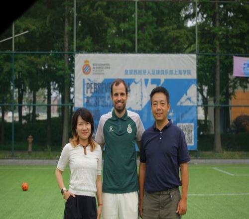 于根伟：外援中卫科尔多瓦表现非常棒，全队应该给他送上掌声